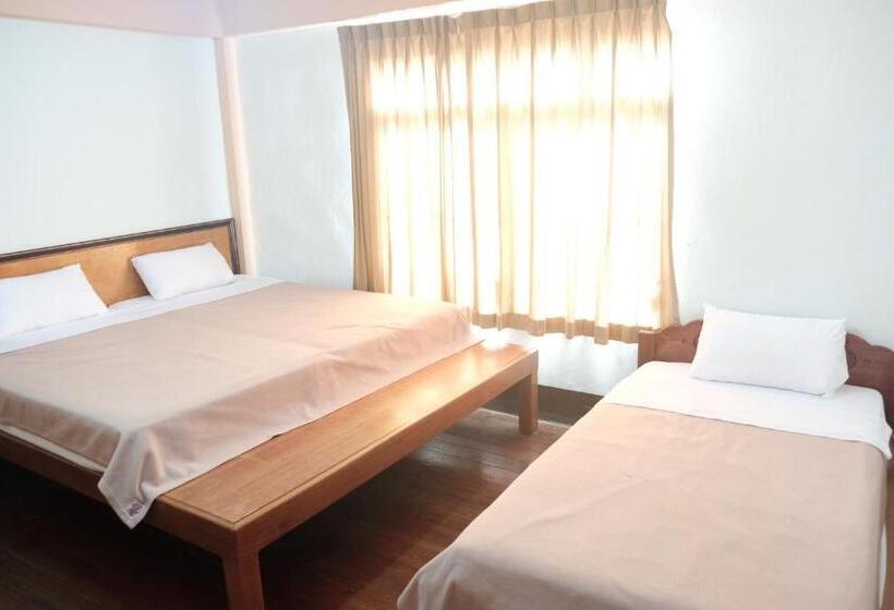 Семейный Номер, Manilath Guesthouse