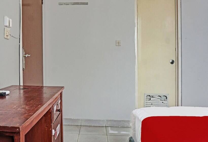 Номер Стандарт, Oyo 91849 Karawaci Taman Permata 5