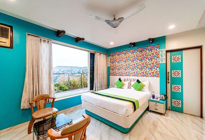 スーペリアールーム, Treebo Raval Resort With Valley View
