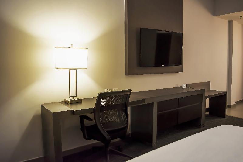 Номер Стандарт, Holiday Inn Express Hotel & Suites Hermosillo, An Ihg