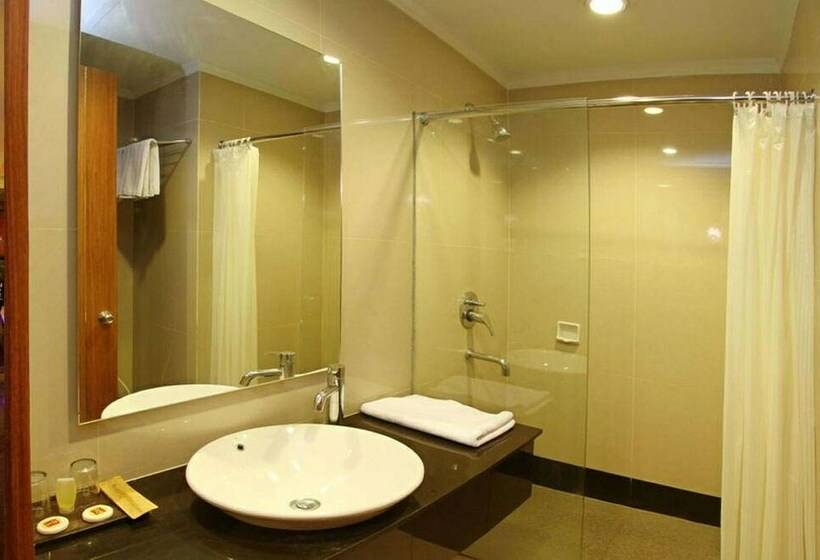 Номер Deluxe, Pangeran City