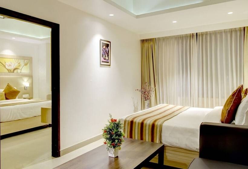 Номер Deluxe, M.a.r.s Hotel Amritsar