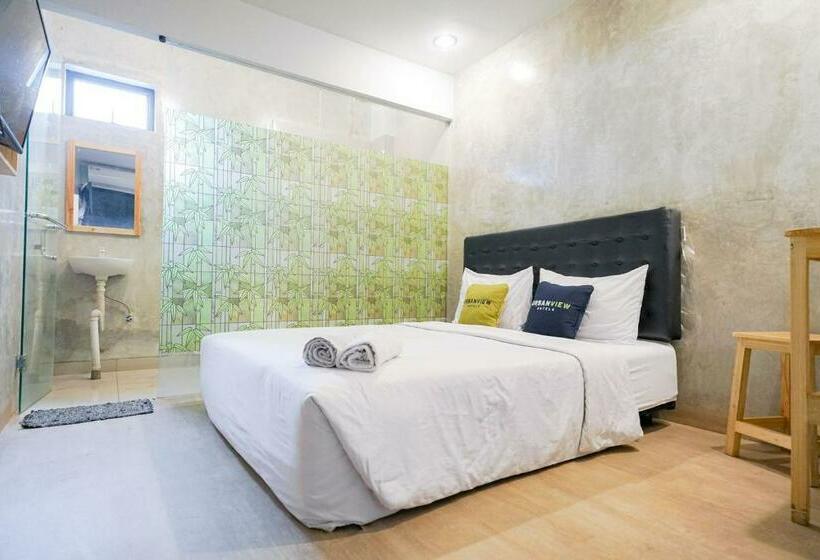 수피리어 룸, Urbanview Hotel Syariah De Umbrella Ciputat