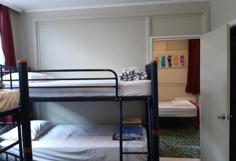 Кровать в Многоместном Номере с Общей Ванной, Ariki Backpackers