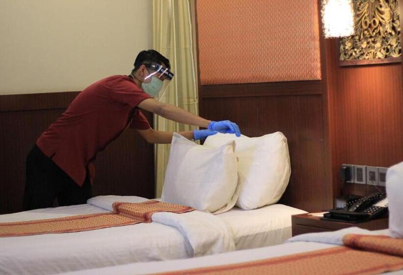 Номер Deluxe Вид на Город, Best Western Plus Makassar Beach