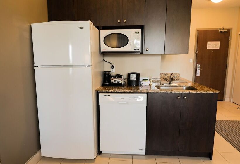 Люкс, Best Western Plus Peace River Hotel & Suites
