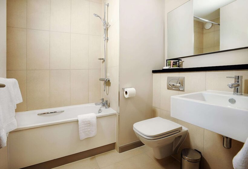 Quarto Clássico, Heston Hyde