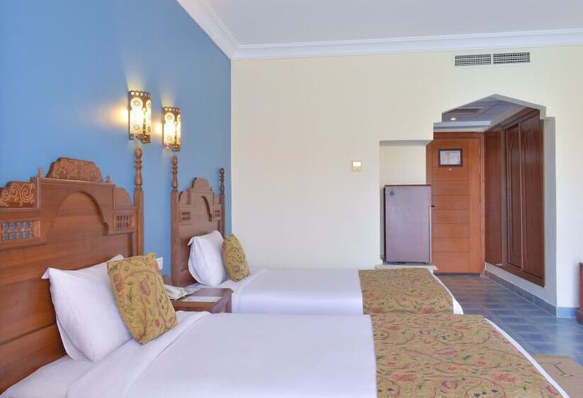 اتاق استاندارد با چشم‌انداز باغ, Jasmine Palace Resort