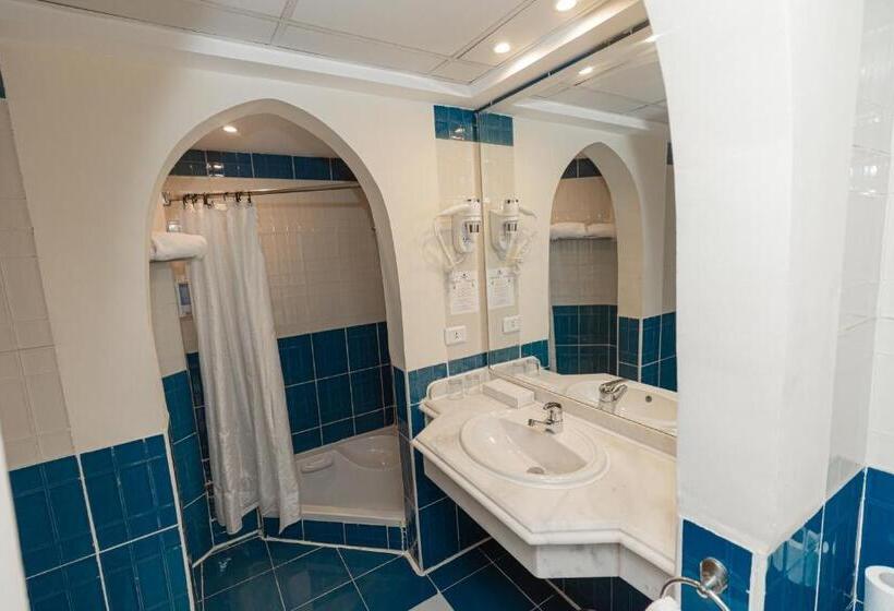 اتاق استاندارد با چشم‌انداز باغ, Jasmine Palace Resort