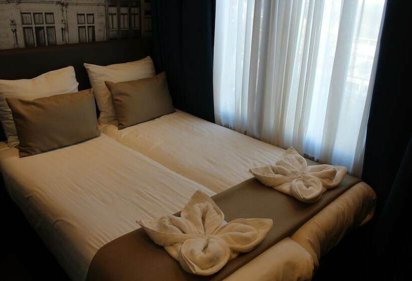 Номер Deluxe, Royal Amsterdam