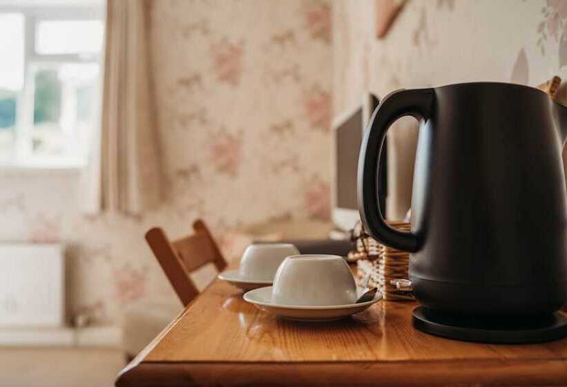 Номер Стандарт, Three Wells B&b