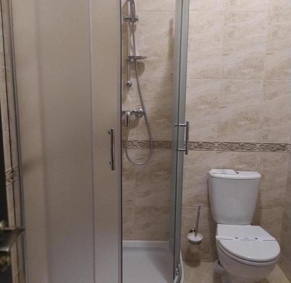 اتاق راحتی سه تخته, Vlg