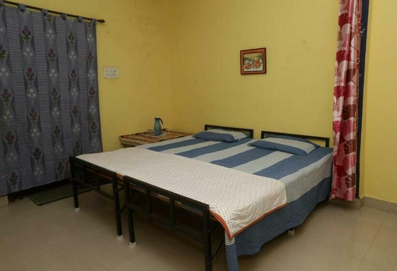 اتاق خانوادگی, Awantika Orchid Home Stay