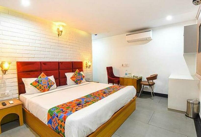 디럭스 룸, Fabhotel Nh7