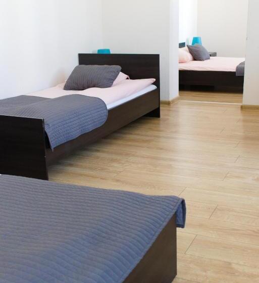 Семейный Номер Классика, Bedrooms Piotrkowska 64