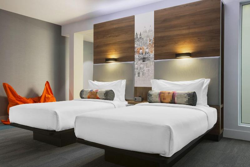 Номер Стандарт, Aloft Liverpool