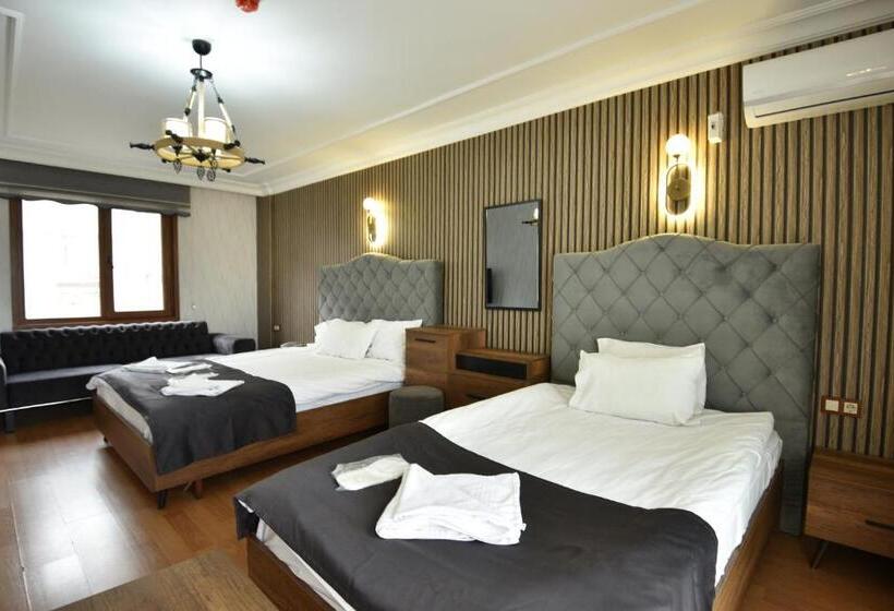 اتاق لوکس با بالکن و چشم‌انداز دریا, Cihangir By Aydin Suite