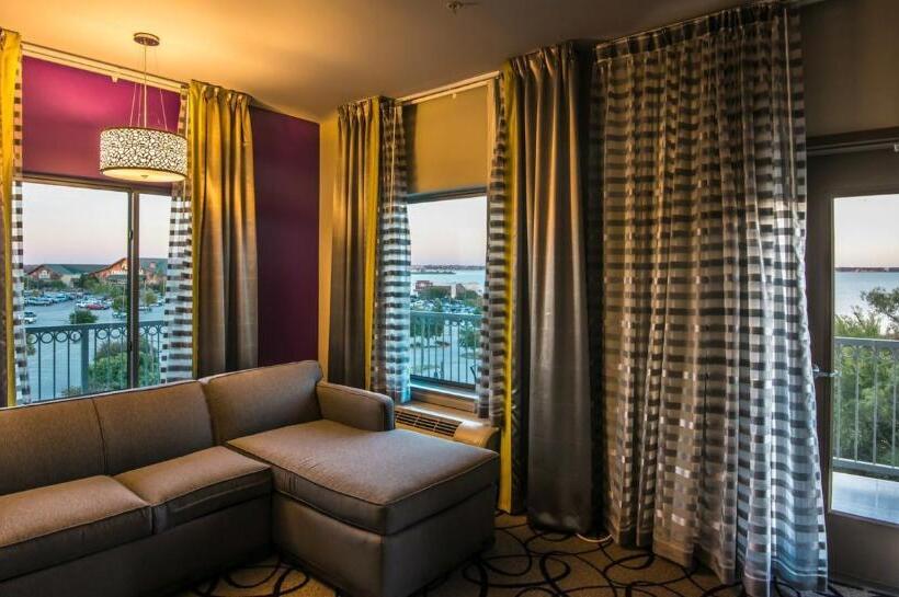Люкс, Holiday Inn Express & Suites Garland E   Lake Hubbard I30, An Ihg