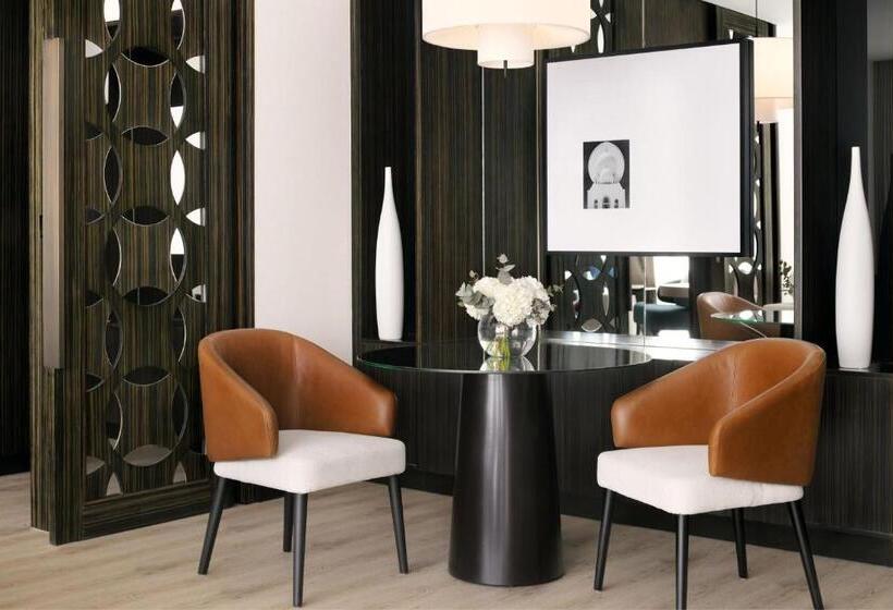Люкс Повышенной Комфортности, Sheraton Grand Hotel, Dubai