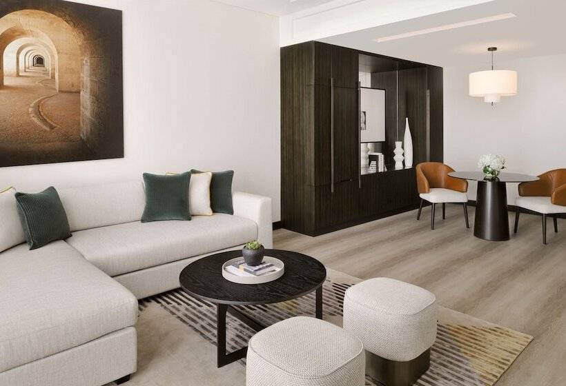 Люкс Повышенной Комфортности, Sheraton Grand Hotel, Dubai