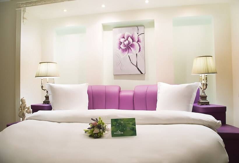 Номер Deluxe, The Rooms Boutique