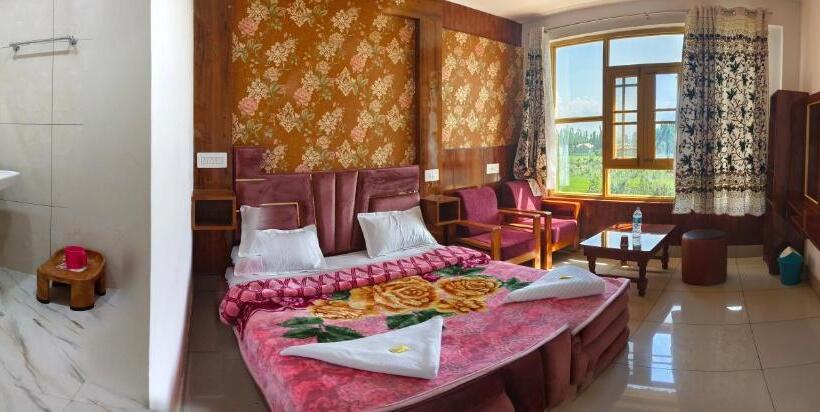 اتاق لوکس, Gulmarg Residency, Kunzer Gulmarg