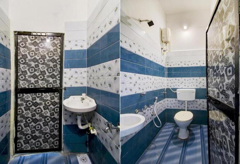Трехместный Номер Классика, Spot On Hotel Ashoka