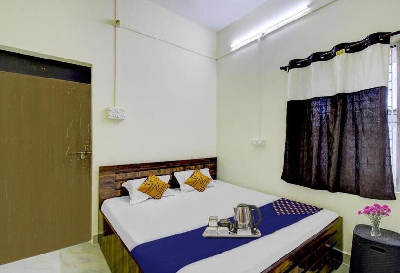 Трехместный Номер Классика, Spot On Hotel Ashoka