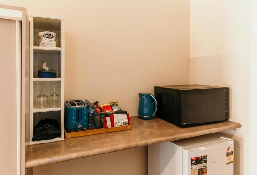 اتاق استاندارد یک تخته برای معلولان, Oasis Motor Inn Blackall