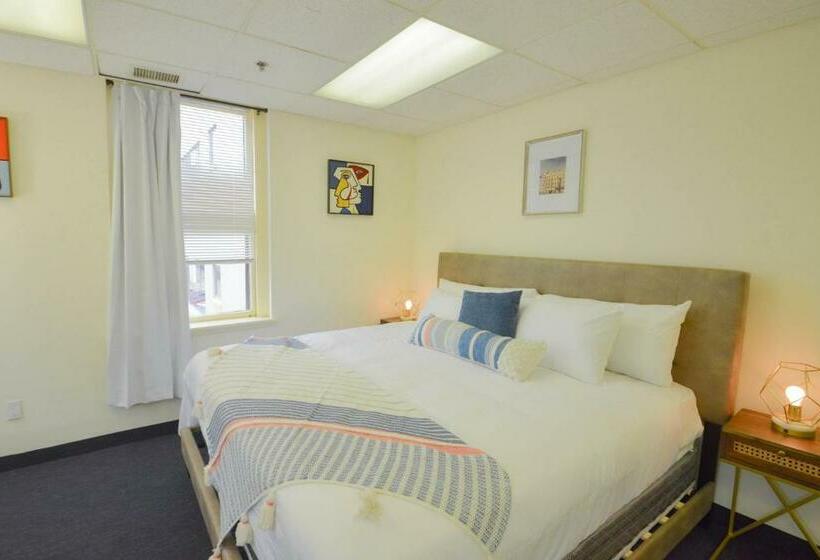 バス共有のスタンダードルーム, Michie House In College Hill