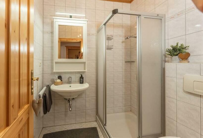 Apartamento 1 Dormitório com Vistas, Haus Steirerland