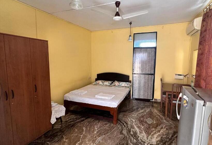 豪华房间, James Guesthouse