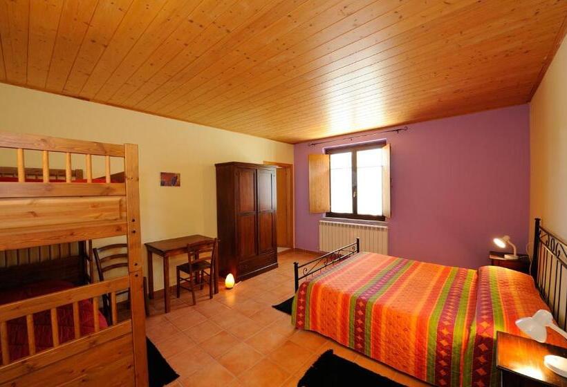 اتاق استاندارد چهار تخته, Agriturismo Arcobaleno Assisi