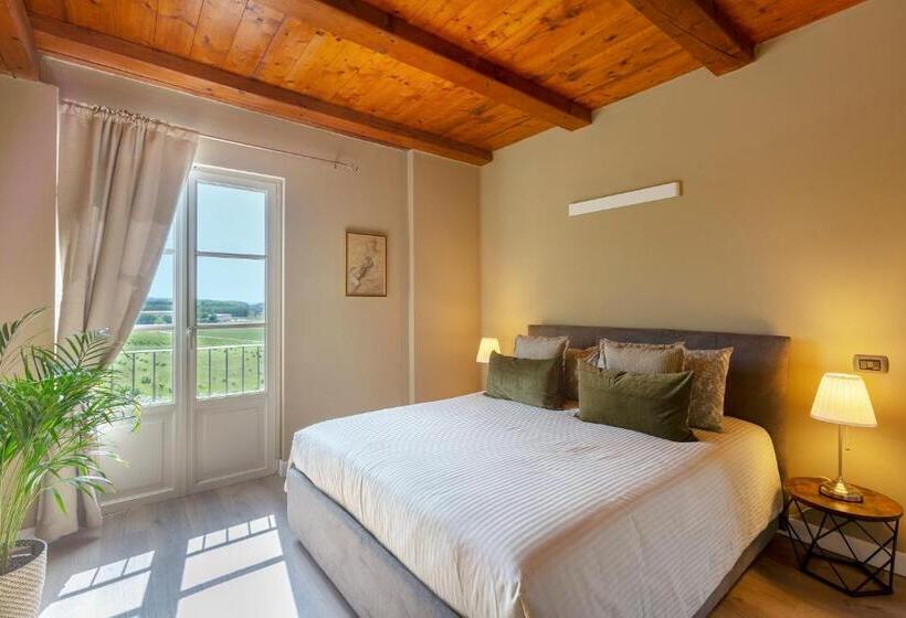 Family Suite, White Tail Organic Farm