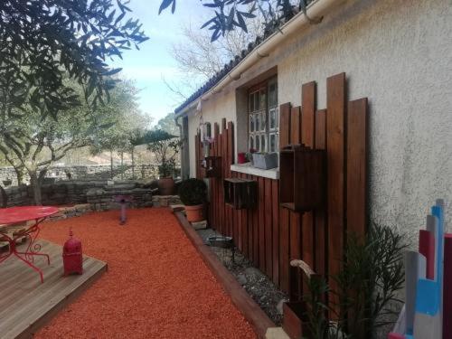 Номер Deluxe, Un Nid Entre Vignes Et Pierres Pic St Loup