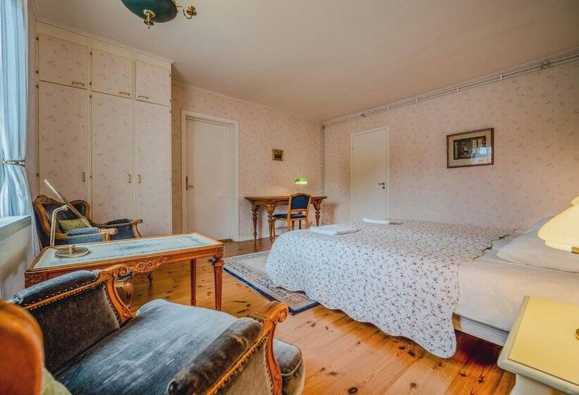 Номер Стандарт, Svaneholm