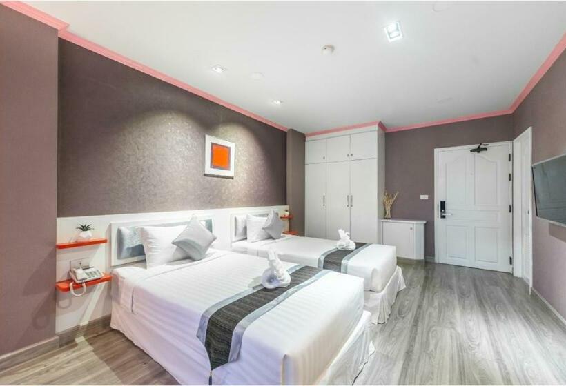 Номер Deluxe, Patra Luxury Hotel Suvarnabhumi