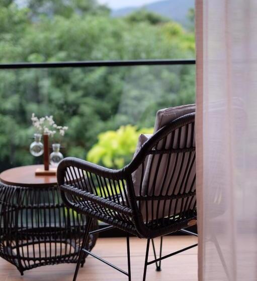 Номер Deluxe Кровать Кинг, The Memory Khaoyai