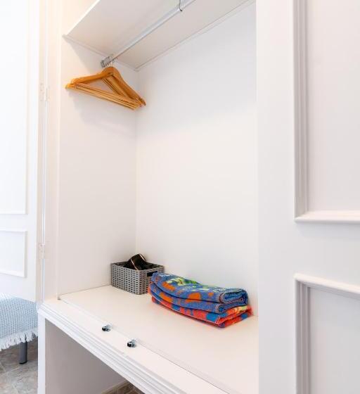 스탠다드 룸, Hostal Luna De Nerja