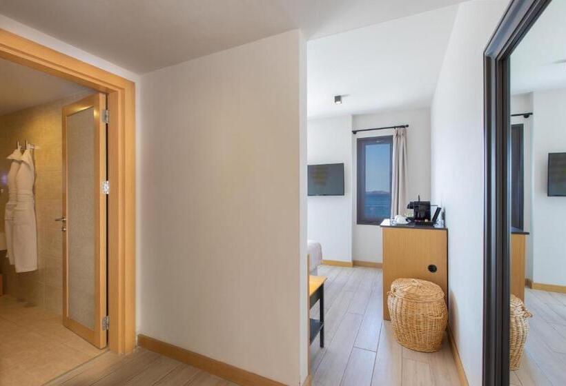 Номер Стандарт Вид на Море с Балконом, Senses Hotel   Adults Only