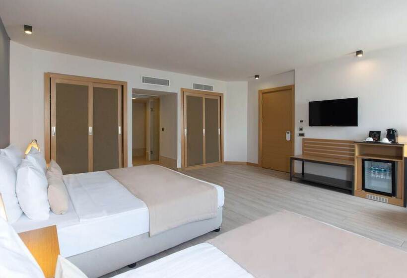 Номер Стандарт Вид на Море с Балконом, Senses Hotel   Adults Only