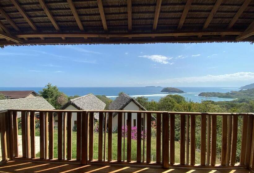 Семейный Номер Вид на Море, Kertasari Lodge