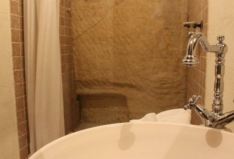 Номер Стандарт, B&b Lo Gnomo