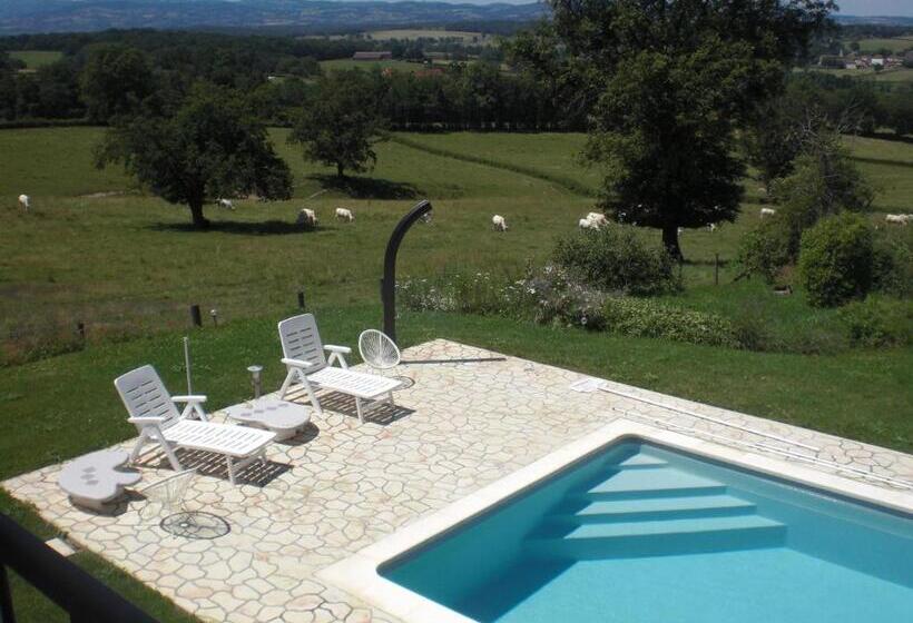 Люкс 2 Спальни, Chambres D Hôtes De La Colline