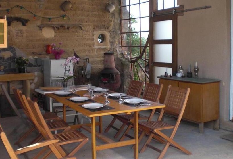 Люкс 2 Спальни, Chambres D Hôtes De La Colline