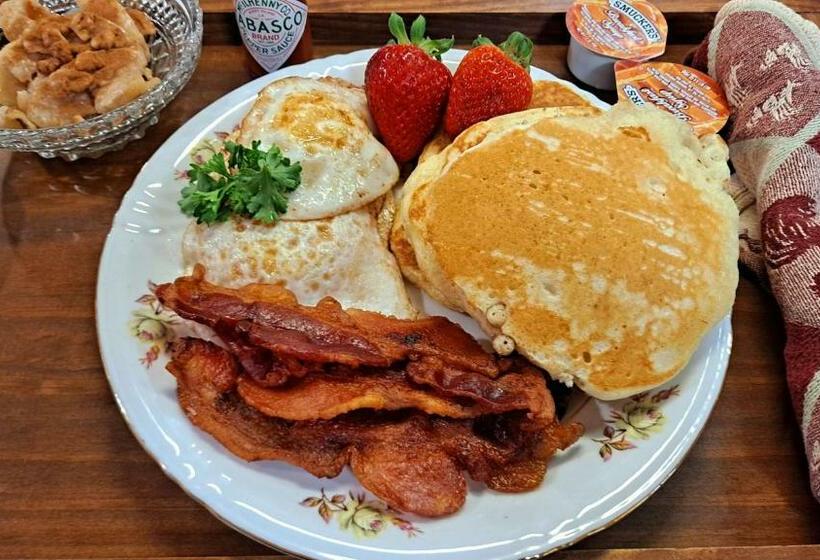 디럭스 스위트 킹 침대, Harmony Inn, Huntley Illinois