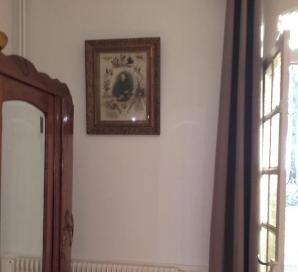 Номер Стандарт, Bernafay Wood B&b