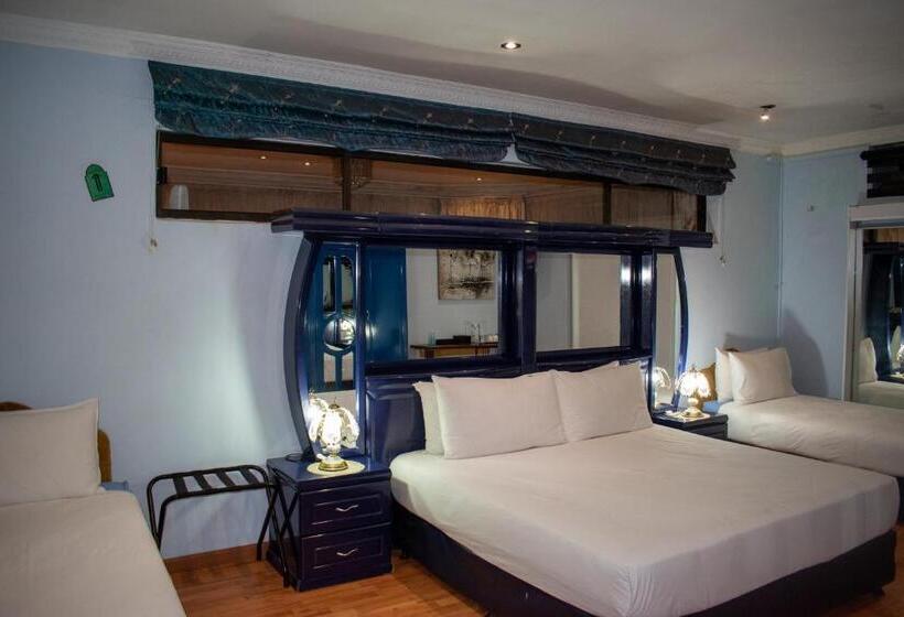 غرفة كلاسيكية رباعية, Lenasia Guest Lodge