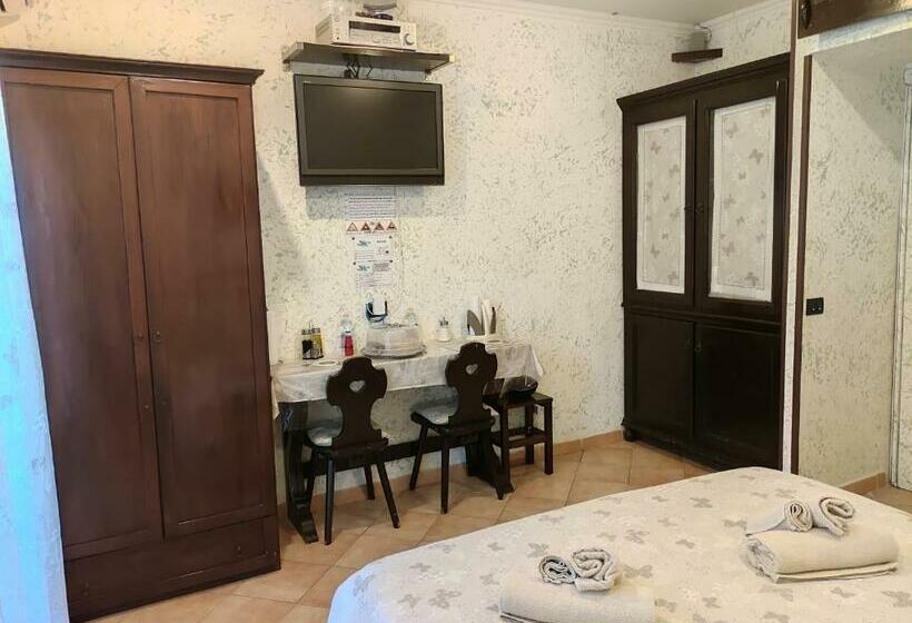 Номер Стандарт Вид на Сад, Vichyenichy