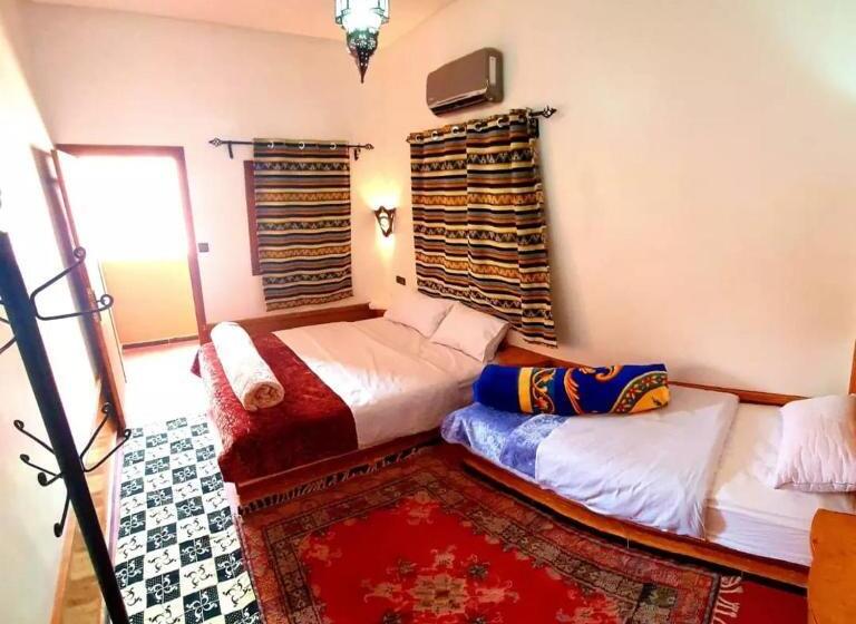 Номер Стандарт Трехместный, Auberge La Belle Vue Dades